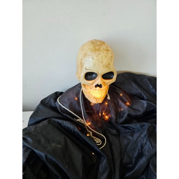 Skeleton blow mold chains prisoner AS IS Halloween prop - Picture 4 of 9